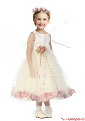 Popular Scoop Tulle Girls Party Dress with Hand Made Flowers and Appliques