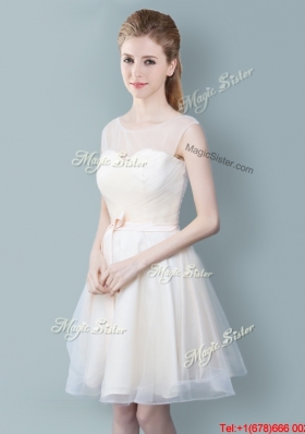 Wonderful Champagne Empire Scoop Short Dama Dress with Bowknot