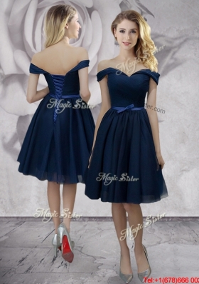 2017 Exclusive Knee Length Off the Shoulder Prom Dress in Navy Blue