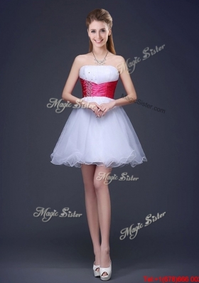 2017 Popular White Short Prom Dress with Beading and Red Belt