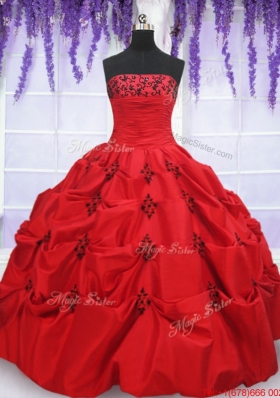 Luxurious Strapless Applique and Bubble Red Quinceanera Dress in Taffeta