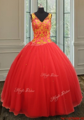 New Style Ball Gown V Neck Rust Red Sweet 16 Dress with Beaded Appliques