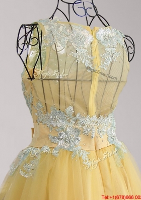 Beautiful Applique and Bowknot Scoop Short Prom Dress in Yellow