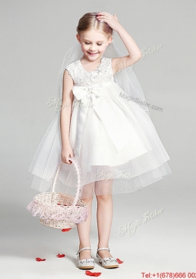 Exquisite Knee Length Flower Girl Dress with Appliques and Bowknot