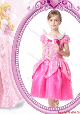 Beautiful A-line V-neck Knee-length Short Sleeves Halloween Little Girl Pageant Dress with Beading and Handcraft