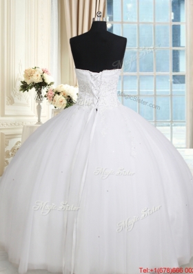 Simple Really Puffy Sweetheart Tulle White Quinceanera Dress with Beading