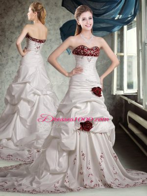 Sweetheart Sleeveless Bridal Gown Brush Train Appliques and Pick Ups and Hand Made Flower White And Red Taffeta