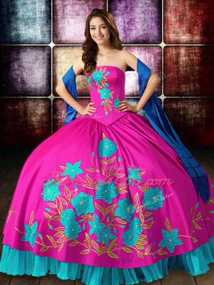 Customized Multi-color Lace Up Vestidos de Quinceanera Embroidery Sleeveless Floor Length