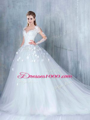 Low Price White A-line Lace Wedding Dress Backless Tulle Long Sleeves