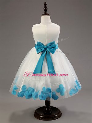 Unique White Ball Gowns Appliques and Hand Made Flower Flower Girl Dresses for Less Zipper Tulle Sleeveless Knee Length