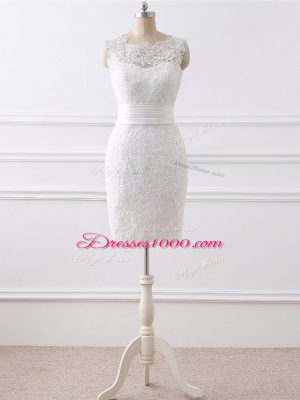 Graceful Sleeveless Tulle Brush Train Zipper Bridal Gown in White with Lace