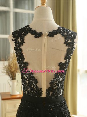 Top Selling Sleeveless Lace and Appliques Zipper Homecoming Dress