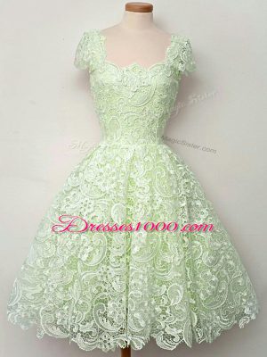 Stunning Straps Cap Sleeves Bridesmaid Dresses Knee Length Lace Yellow Green Lace