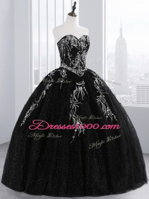 Sexy Sleeveless Floor Length Embroidery Lace Up Quince Ball Gowns with Black