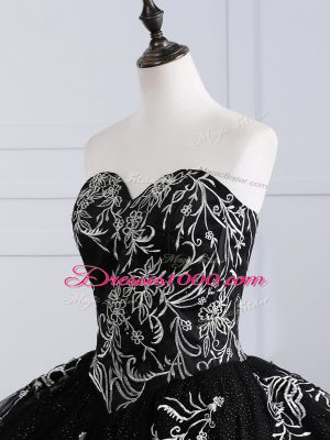 Sexy Sleeveless Floor Length Embroidery Lace Up Quince Ball Gowns with Black