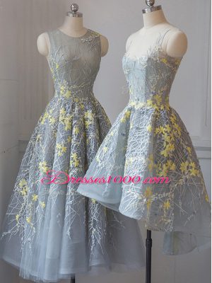 Elegant Grey A-line Scoop Sleeveless Tulle Tea Length Criss Cross Lace Bridesmaids Dress