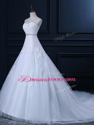 Traditional Lace Up Wedding Dresses White for Wedding Party with Beading and Lace Court Train