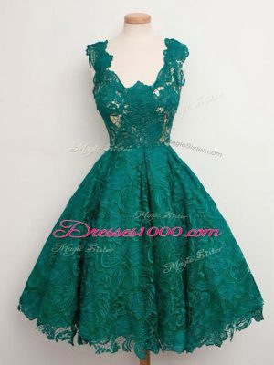 Knee Length Dark Green Quinceanera Court Dresses Lace Sleeveless Lace