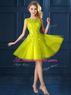Sumptuous Lace and Appliques Bridesmaid Gown Yellow Lace Up Cap Sleeves Knee Length
