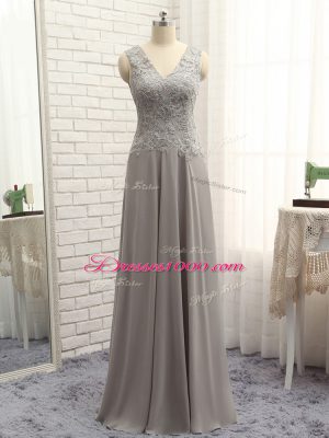 Best V-neck Sleeveless Mother of the Bride Dress Floor Length Lace and Appliques Grey Chiffon