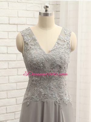 Best V-neck Sleeveless Mother of the Bride Dress Floor Length Lace and Appliques Grey Chiffon