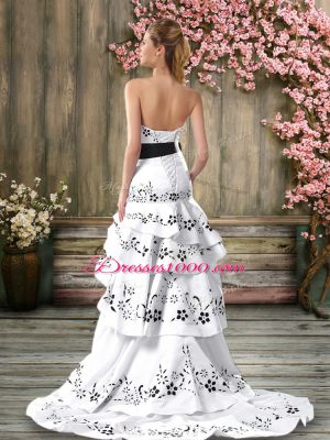 Luxurious White A-line Embroidery and Sashes ribbons Wedding Dress Backless Chiffon Sleeveless