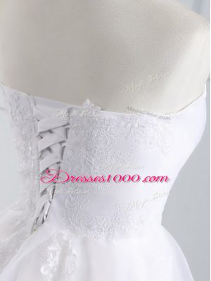 Lace Up Wedding Gowns White for Beach and Wedding Party with Lace and Appliques