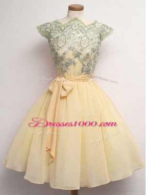 Chiffon Scalloped Cap Sleeves Lace Up Lace and Belt Quinceanera Court Dresses in Champagne
