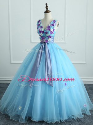 Light Blue Ball Gowns V-neck Sleeveless Organza Floor Length Lace Up Appliques and Belt Quinceanera Dress