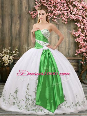 Decent White Organza Lace Up Sweetheart Sleeveless Floor Length Sweet 16 Dress Embroidery and Belt