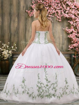 Decent White Organza Lace Up Sweetheart Sleeveless Floor Length Sweet 16 Dress Embroidery and Belt