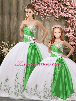 Classical Sleeveless Lace Up Floor Length Embroidery and Belt Sweet 16 Dresses
