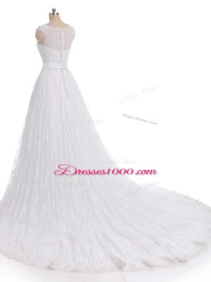 Low Price Lace Scalloped Sleeveless Brush Train Clasp Handle Lace Bridal Gown in White