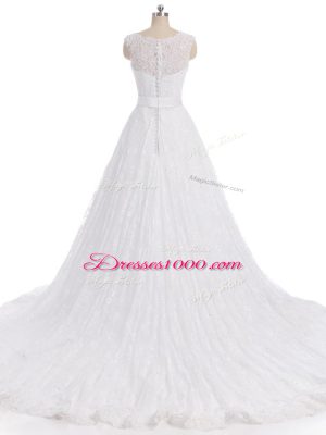 Low Price Lace Scalloped Sleeveless Brush Train Clasp Handle Lace Bridal Gown in White