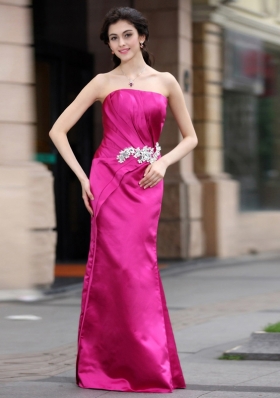 Hot Pink Column/Sheath Beading Prom Dresses Zipper Satin Sleeveless Floor Length