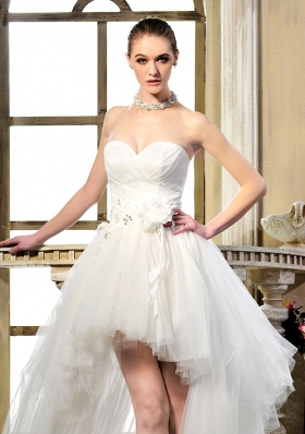 White Column/Sheath Sweetheart Sleeveless Tulle High Low Lace Up Ruching and Hand Made Flower Wedding Dress