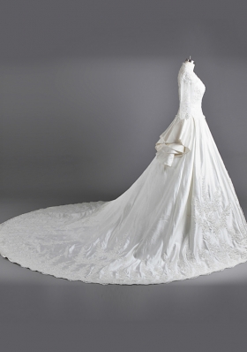 V-neck 3|4 Length Sleeve Cathedral Train Clasp Handle Wedding Dresses White Chiffon