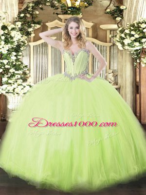 Sleeveless Tulle Floor Length Lace Up Vestidos de Quinceanera in Yellow Green with Beading