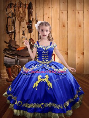Cute Royal Blue Ball Gowns Beading and Embroidery Kids Pageant Dress Lace Up Satin Sleeveless Floor Length