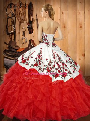 Sweetheart Sleeveless Organza 15 Quinceanera Dress Embroidery and Ruffles Lace Up