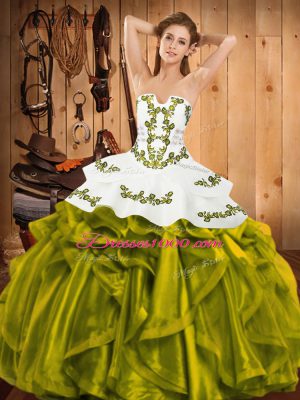 Sleeveless Embroidery and Ruffles Lace Up Quinceanera Dresses