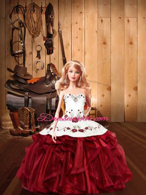 Wine Red Lace Up Halter Top Embroidery and Ruffles 15th Birthday Dress Satin and Organza Sleeveless