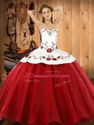 Colorful Wine Red Ball Gowns Halter Top Sleeveless Satin and Tulle Floor Length Lace Up Embroidery Vestidos de Quinceanera