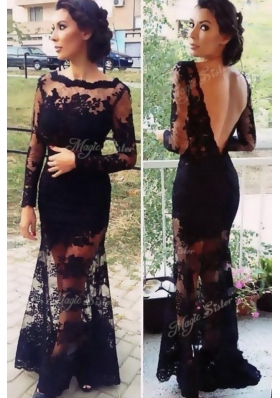 Scalloped Floor Length Backless Prom Dress Black and In for Prom and Party with Lace