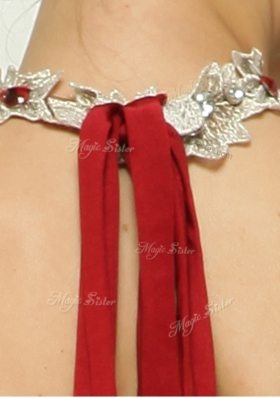 Red Sleeveless With Train Beading and Appliques Zipper Prom Gown