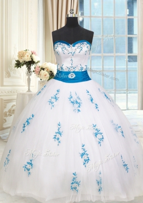 Floor Length White Vestidos de Quinceanera Tulle Sleeveless Embroidery and Belt