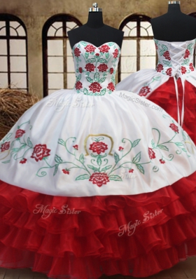 Trendy Three Piece Ruffled Ball Gowns Quinceanera Gown White and Red Sweetheart Organza Sleeveless Floor Length Lace Up