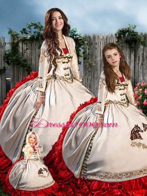 Sweetheart Sleeveless Quince Ball Gowns Floor Length Embroidery White And Red Satin