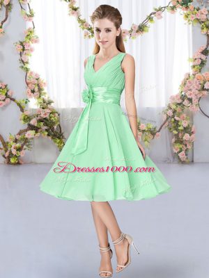 Adorable Apple Green Empire V-neck Sleeveless Chiffon Knee Length Lace Up Hand Made Flower Court Dresses for Sweet 16