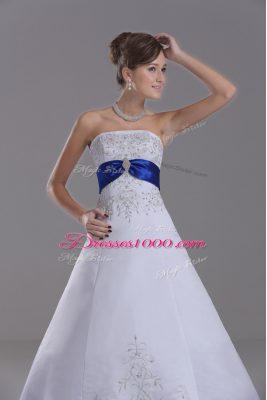 Attractive White Ball Gowns Satin Strapless Sleeveless Beading and Embroidery Lace Up Wedding Dresses Brush Train